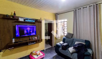 Casa à Venda - Cangaíba, 2 Quartos,  300 m2