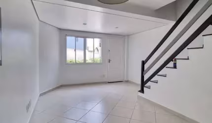 Casa em condomínio a venda 150m² sendo 02 dormitórios, 02 banheiros, 2 Suítes e 2 vagas no Jabaquara !