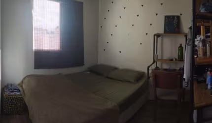 Casa em Condomínio na Bella Vitória na Chácara Seis de Outubro com  1 suíte 2 banheiros 3 vagas.