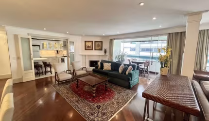 Apartamento de Luxo na Vila Uberabinha: 4 Quartos, 1 Suíte, 4 Banheiros e 2 Vagas de Garagem - São Paulo - SP