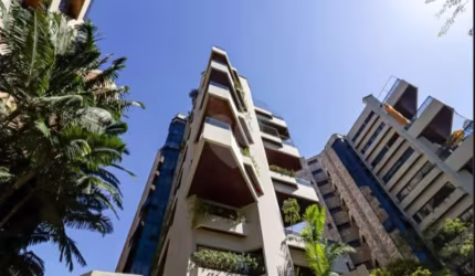 Imperdível: Apartamento de Luxo com 5 quartos e 4 suítes, terraco com piscina e churrasqueira privativa,  310m², 4 vagas de garagem e deposito