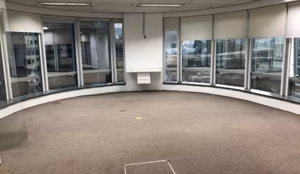 Sala Comercial na Avenida Engenheiro Luiz Carlos Berrini - São Paulo