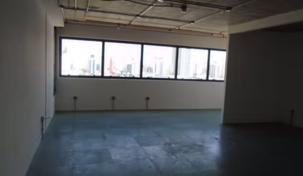 'Alugue Agora: Moderno Escritório Sustentável com 63,74 m² e 2 Vagas no Coração da Cidade!