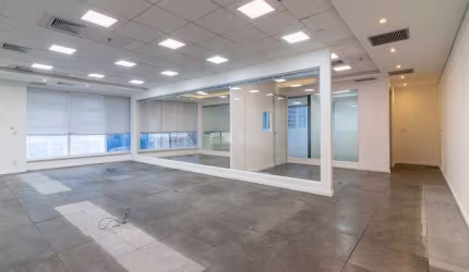 Sala Comercial c/ 296m2 próx a estação Butantã