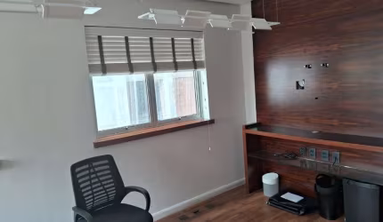 Sala Comercial à Venda no Cerqueira César