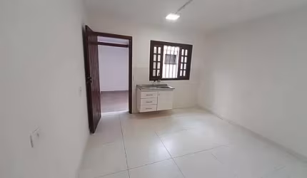 Charmoso Sobrado na Vila Romana