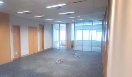 Conjunto com 280m para locação no  Bairro da Vila Nova Conceição, andar alto com infraestrutura completa!