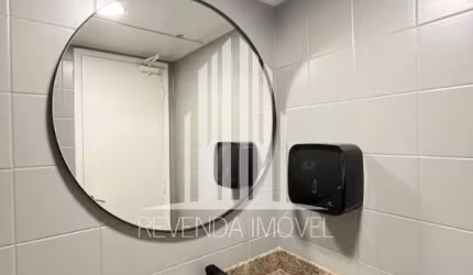 Aluguel de Sala Comercial de Alto Padrão no Campo Belo, São Paulo - 180m²,  Salas, 4 Banheiros, 4 Vagas.
