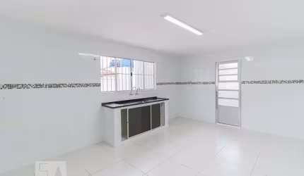Casa à Venda - Vila Re, 2 Quartos,  140 m2