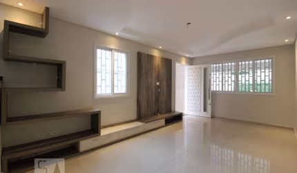 Casa à Venda - Água Fria, 3 Quartos,  130 m2