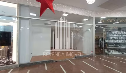 Salão Comercial de Alto Padrão na República: 1 Sala, 44,87m², São Paulo-SP