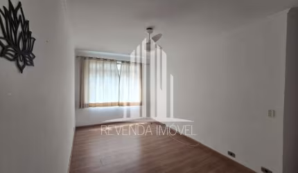 Apartamento em Moema de 2 Quartos com 1 Vaga - 69m² à Venda