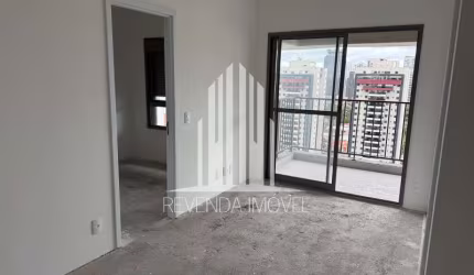 Apartamento à venda no Condomínio La Vida Estilo Barroco, bairro Santo Amaro: 2 quartos, 1 suíte, 2 banheiros, 47m² de área. Venha conferir!