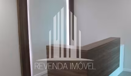 Conjunto Comercial para Locação na Vila Olímpia - São Paulo-SPLocalização Privilegiada  1 Sala, 2 Banheiros, 6 Vagas de Garagem  250m²Totalmente Mobiliado, Disponível para Visitas com Clientes.