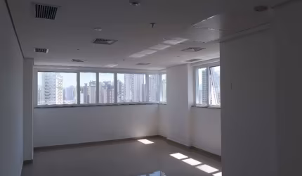 Sala comercial para locação em Santana 80m²