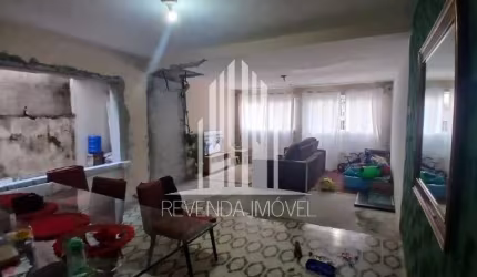 Casa para venda em São Paulo-SP: 3 quartos, 2 suites, 2 salas, 3 banheiros, 2 vagas de garagem, 160m² no Jardim Peri Peri.