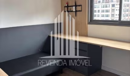 Apartamento de Luxo em Perdizes: Semi  MOBILIADO com 2 quartos, 2 suítes, 2 salas, 3 banheiros, 2 vagas, 102m² - São Paulo-SP!