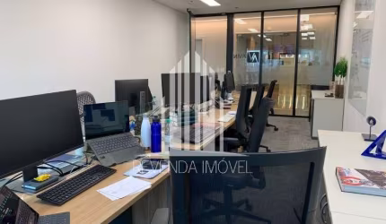 Sala Comercial de Alto Padrão em Jardim Paulistano - 3 Salas, 2 Banheiros, 8 Vagas, 442m² - Locação em São Paulo - SP