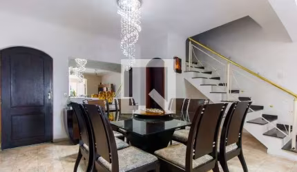 Casa à Venda - Jardim Avelino , 3 Quartos,  400 m2