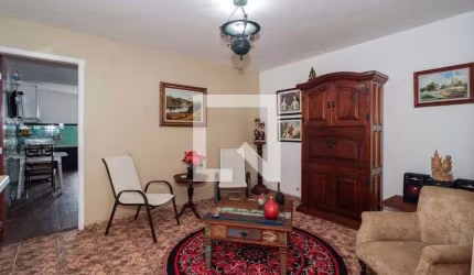 Casa à Venda - Jardim Taboão, 2 Quartos,  600 m2