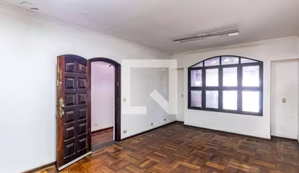 Casa à Venda - Vila Sônia, 3 Quartos,  300 m2