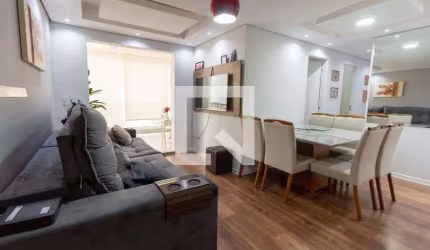 Apartamento à Venda - Jardim Éster Yolanda, 3 Quartos,  77 m2
