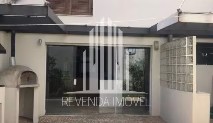 Casa à Venda, Parque - Jabaquara São Paulo/SP, Com 3 Quartos e 2 Vagas!