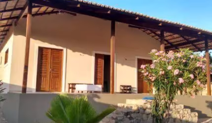 Casa com 2 dormitórios à venda, 117 m² por R$ 395.000,00 - Marina do Morro Branco - Beberibe/CE