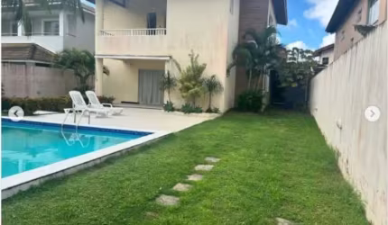 Casa em condomínio fechado com 3 quartos à venda na Rua João Marques Oliveira, Buraquinho, Lauro de Freitas, 392 m2 por R$ 1.300.000