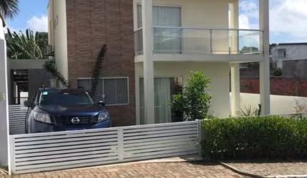 Casa em condomínio fechado com 4 quartos à venda na Rua Buraquinho, Buraquinho, Lauro de Freitas, 187 m2 por R$ 1.000.000