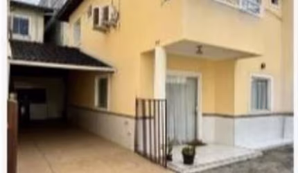 Casa em condomínio fechado com 3 quartos à venda na Avenida 31 de Julho, Ipitanga, Lauro de Freitas, 95 m2 por R$ 520.000