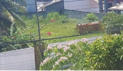 Terreno à venda na Rua João Marques Oliveira, Buraquinho, Lauro de Freitas por R$ 550.000