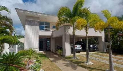 Casa em condomínio fechado com 3 quartos para alugar na Rua Caraíva, Alphaville Litoral  Norte 1, Camaçari, 499 m2 por R$ 18.000