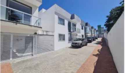 Casa em condomínio fechado com 3 quartos à venda na Rua Marta Maria de Jesus, Buraquinho, Lauro de Freitas, 169 m2 por R$ 815.000