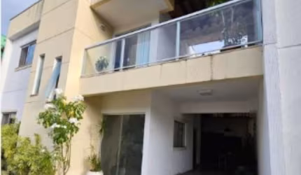 Casa em condomínio fechado com 4 quartos à venda na Rua Ministro Antônio Carlos Magalhães, Buraquinho, Lauro de Freitas, 138 m2 por R$ 820.000