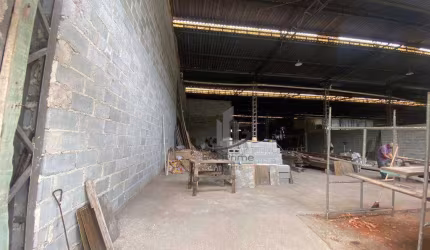 Maravilhosa Loja para alugar, 120 m² por R$ 13.000/mês - Aterrado - Volta Redonda/RJ