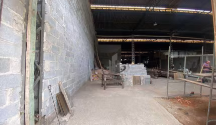 Maravilhosa Loja para alugar, 180 m² por R$ 16.000/mês - Aterrado - Volta Redonda/RJ