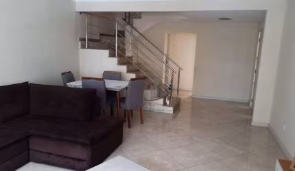 Aconchegante Casa TRIPLEX - Jardim Amália - Volta Redonda/RJ