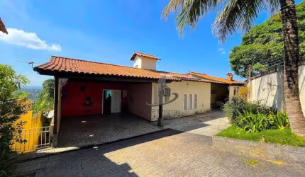 Casa com 3 quartos à venda, 154 m² por R$ 599.000 - Jardim Suíça - Volta Redonda/RJ