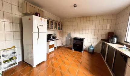 Excelente casa com 3 quartos à venda, no bairro Jardim Belvedere em Volta Redonda.