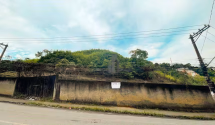 Excelente oportunidade!! Terreno com 10.000m² à venda no bairro Retiro, em Volta Redonda!!