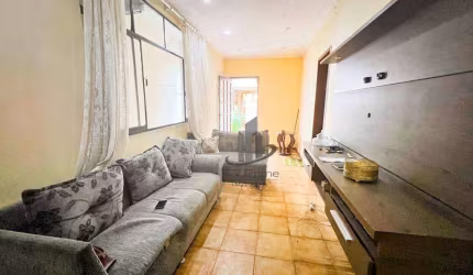 Maravilhosa Casa com 3 Quartos, 53 m²  - Ano Bom - Barra Mansa/RJ