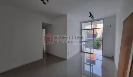 Apartamento com 2 quartos à venda na Rua Marquês de Abrantes, Flamengo, Rio de Janeiro, 62 m2 por R$ 899.000