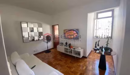 Apartamento com 1 quarto à venda na Rua Pedro Américo, Catete, Rio de Janeiro, 51 m2 por R$ 550.000