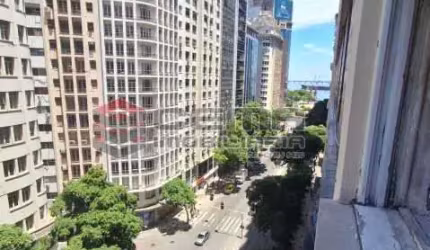 Sala comercial para alugar na Avenida Rio Branco, Centro, Rio de Janeiro, 49 m2 por R$ 400