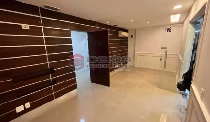 Sala comercial com 3 salas à venda na Rua Real Grandeza, Botafogo, Rio de Janeiro, 105 m2 por R$ 780.000