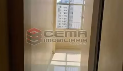 Kitnet / Stúdio à venda na Rua Riachuelo, Centro, Rio de Janeiro, 18 m2 por R$ 210.000