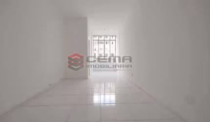 Apartamento com 3 quartos à venda na Rua Buarque de Macedo, Flamengo, Rio de Janeiro, 88 m2 por R$ 700.000