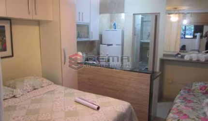 Kitnet / Stúdio à venda na Rua Machado de Assis, Flamengo, Rio de Janeiro, 30 m2 por R$ 347.000