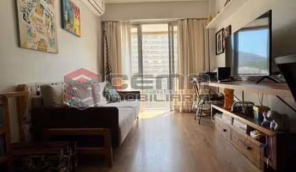 Flat com 1 quarto à venda na Rua General Polidoro, Botafogo, Rio de Janeiro, 55 m2 por R$ 740.000